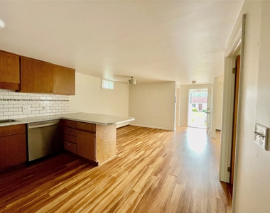 507 Hill Ave - Photo Thumbnail 3