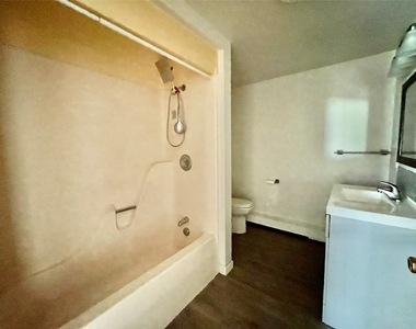 507 Hill Ave - Photo Thumbnail 13