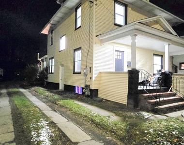 1704 E Main St - Photo Thumbnail 1