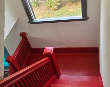 1704 E Main St - Photo Thumbnail 13