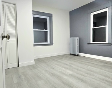 1704 E Main St - Photo Thumbnail 7