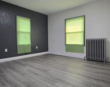 1704 E Main St - Photo Thumbnail 8