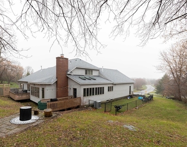 4892 Macgregor Lane - Photo Thumbnail 1