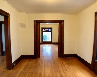 44 East Street - Photo Thumbnail 2