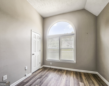 768 Wilkes Drive - Photo Thumbnail 12