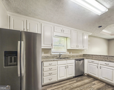 768 Wilkes Drive - Photo Thumbnail 6