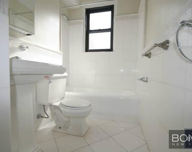 East 68th Street - Photo Thumbnail 6