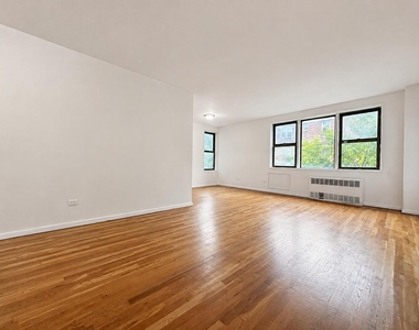 6645 Broadway - Photo Thumbnail 1