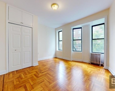 East 12th Street - Photo Thumbnail 2