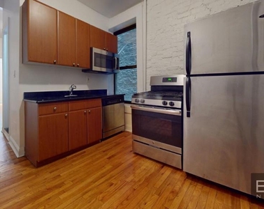 East 12th Street - Photo Thumbnail 8