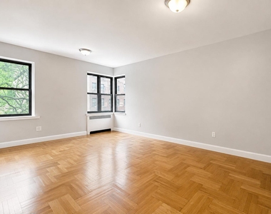 567 Fort Washington Avenue - Photo Thumbnail 1