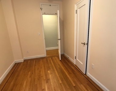 567 Fort Washington Avenue - Photo Thumbnail 3