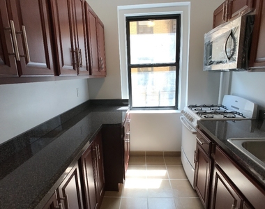 567 Fort Washington Avenue - Photo Thumbnail 11