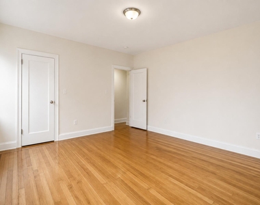 567 Fort Washington Avenue - Photo Thumbnail 6