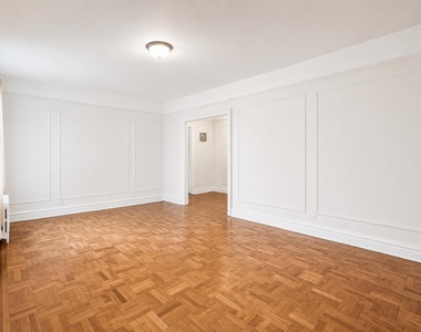 1803 Riverside Drive - Photo Thumbnail 7