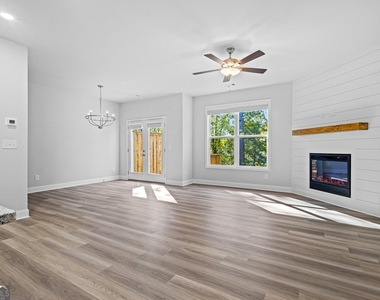 1593 Gin Blossom Circle - Photo Thumbnail 5