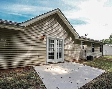 220 Harvest Way - Photo Thumbnail 9