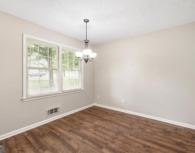 5146 Bramblewood Drive - Photo Thumbnail 12