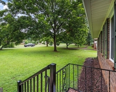 5146 Bramblewood Drive - Photo Thumbnail 6