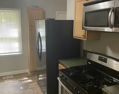 1589 Pinehurst Drive Sw - Photo Thumbnail 4