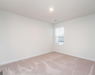 84 Founders Drive - Photo Thumbnail 13