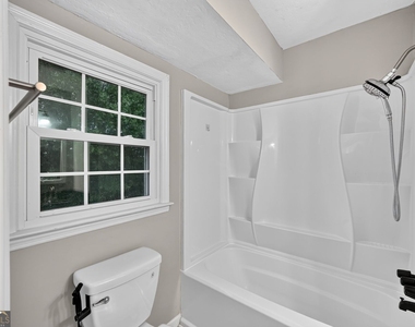 226 High Creek Drive - Photo Thumbnail 15