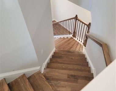 194 Green Love Lane - Photo Thumbnail 2