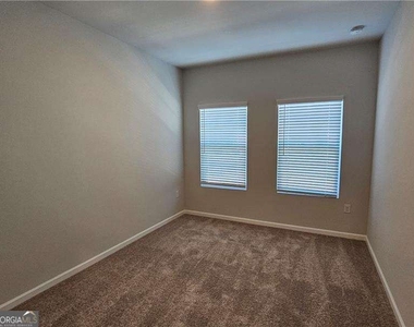194 Green Love Lane - Photo Thumbnail 23