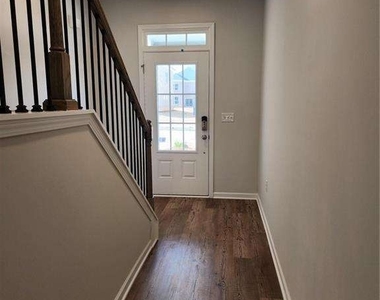 194 Green Love Lane - Photo Thumbnail 1