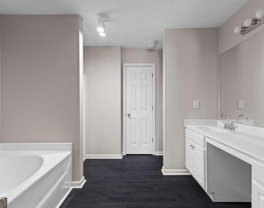 6604 Splashwater Drive - Photo Thumbnail 20