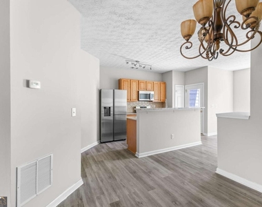 6604 Splashwater Drive - Photo Thumbnail 9