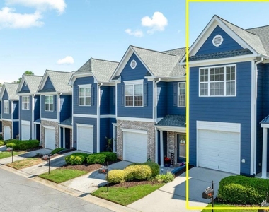 6604 Splashwater Drive - Photo Thumbnail 2
