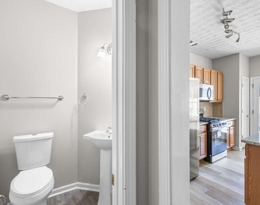 6604 Splashwater Drive - Photo Thumbnail 10