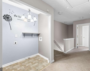 6604 Splashwater Drive - Photo Thumbnail 23