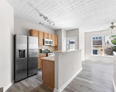 6604 Splashwater Drive - Photo Thumbnail 11