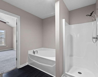 6604 Splashwater Drive - Photo Thumbnail 22