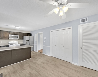 4000 Sand Wedge Circle Nw - Photo Thumbnail 2