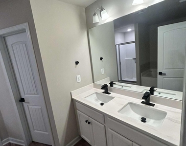 287 Turtle Creek Drive - Photo Thumbnail 14