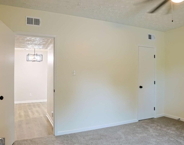 4411 Flakes Mill Road - Photo Thumbnail 10