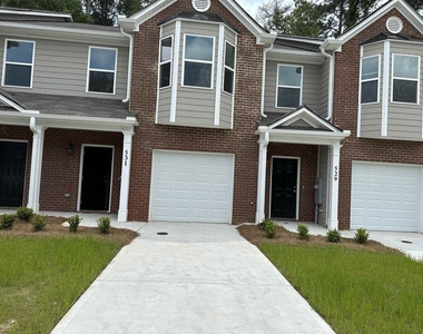 531 Maggie Lane - Photo Thumbnail 1