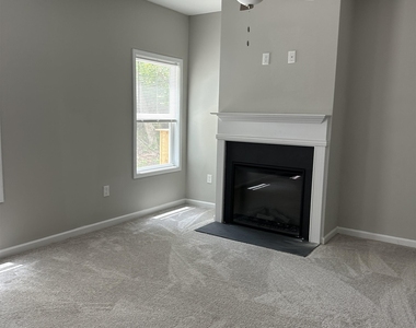 531 Maggie Lane - Photo Thumbnail 6