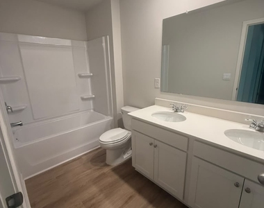 4144 Kestrel Court - Photo Thumbnail 8