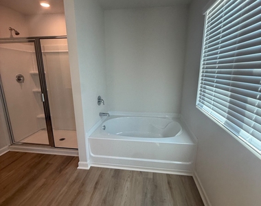 4144 Kestrel Court - Photo Thumbnail 5