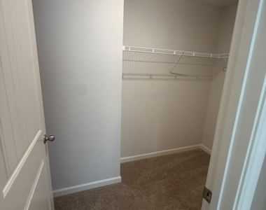 4144 Kestrel Court - Photo Thumbnail 6