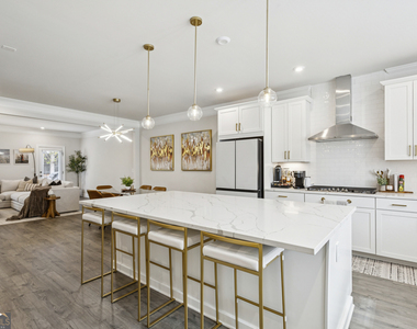 1368 Live Oak Lane - Photo Thumbnail 8