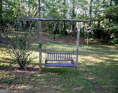 245 Rocky Drive - Photo Thumbnail 8