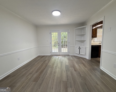 250 Cleveland Road - Photo Thumbnail 2