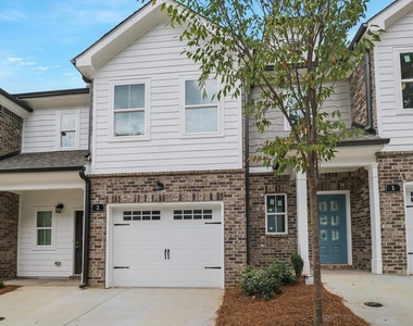 15 Sprayberry Road - Photo Thumbnail 7