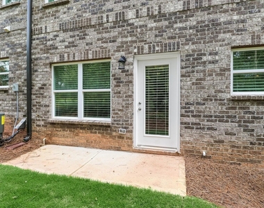 15 Sprayberry Road - Photo Thumbnail 23