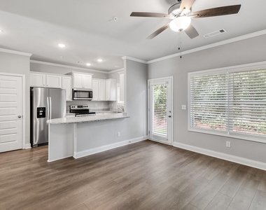 15 Sprayberry Road - Photo Thumbnail 2